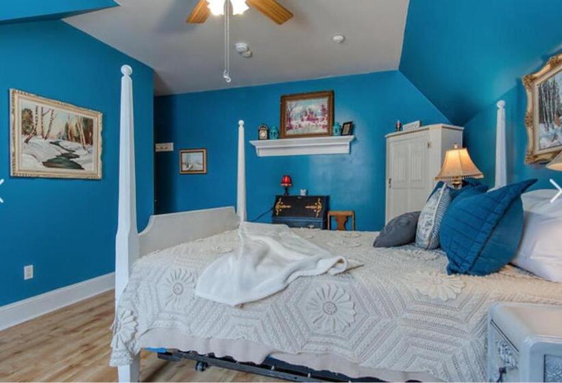 Lakosztály, Bristows Inn