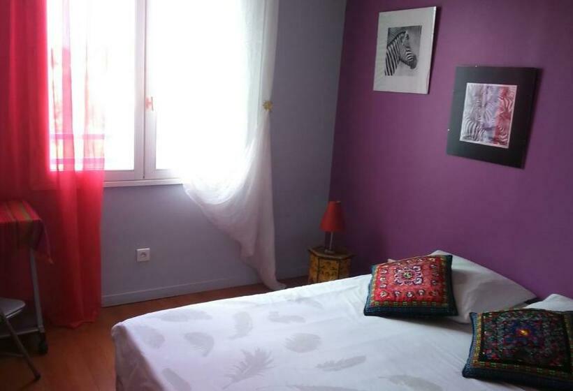 סוויטה משפחתית, Chambres D Hôtes Lou Félibre