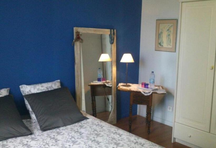 סוויטה משפחתית, Chambres D Hôtes Lou Félibre