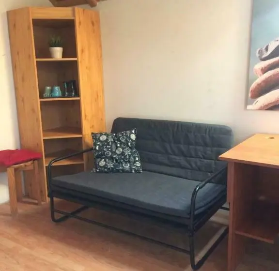 ガーデンビュースタンダード４ベッドルーム, Cosy Rooms On The Lake Near Budapest And The Airport