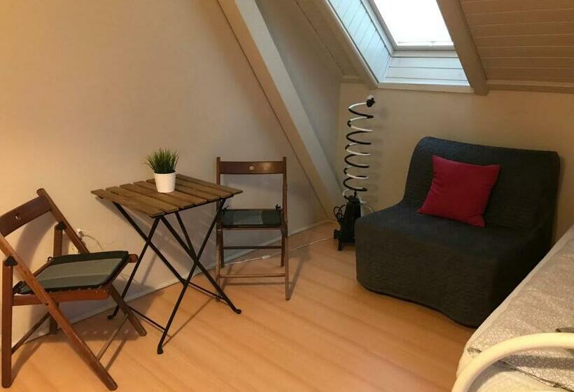 غرفة قياسية رباعية, Cosy Rooms On The Lake Near Budapest And The Airport