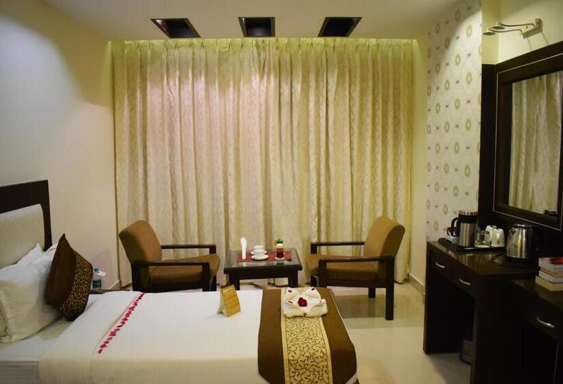 Chambre Executive Lit King Size, Green View By Green Tree Hotels