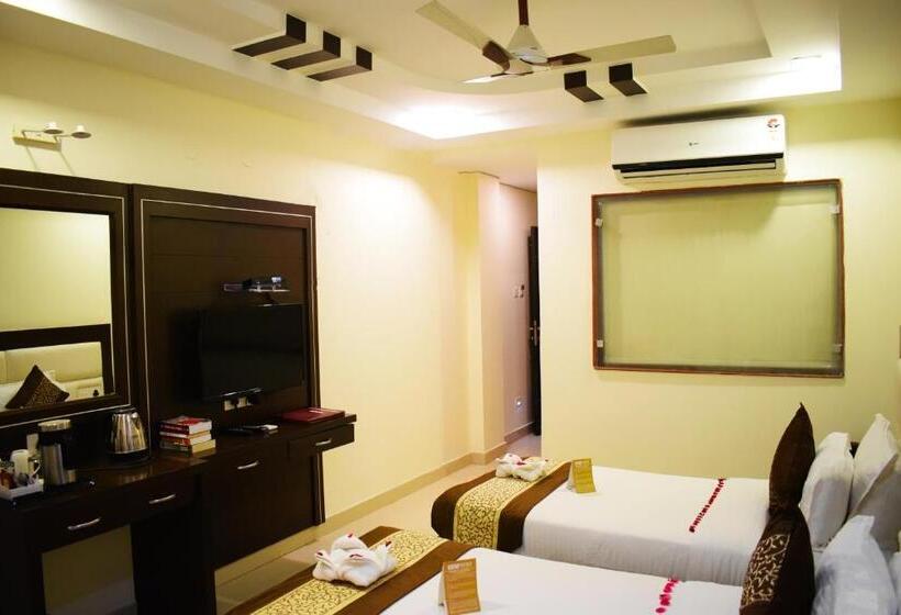 Chambre Executive Lit King Size, Green View By Green Tree Hotels