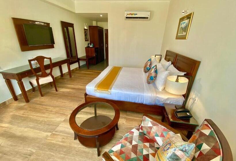 Chambre Supérieure Lit King Size, Green View By Green Tree Hotels