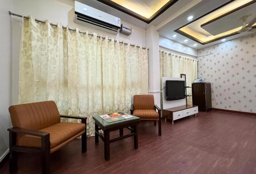 Chambre Familiale, Green View By Green Tree Hotels