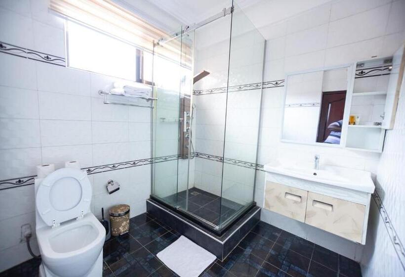 سوییت اجرایی, Sweet Pee Executive