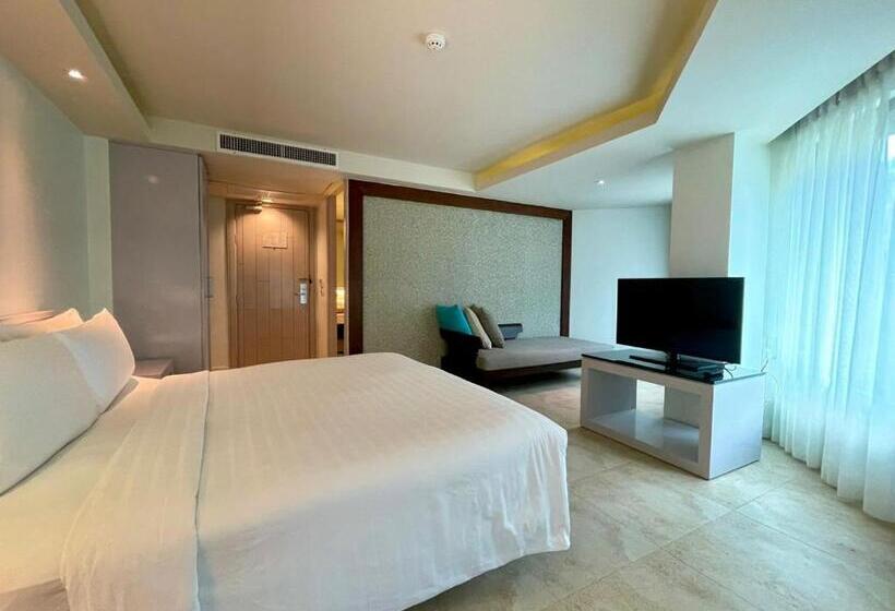 수피리어 룸, Zenmaya Oceanfront Phuket, Trademark Collection By Wyndham