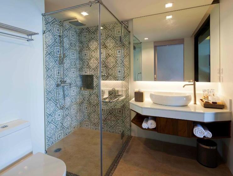 스탠다드 룸 킹사이즈 침대, Zenmaya Oceanfront Phuket, Trademark Collection By Wyndham