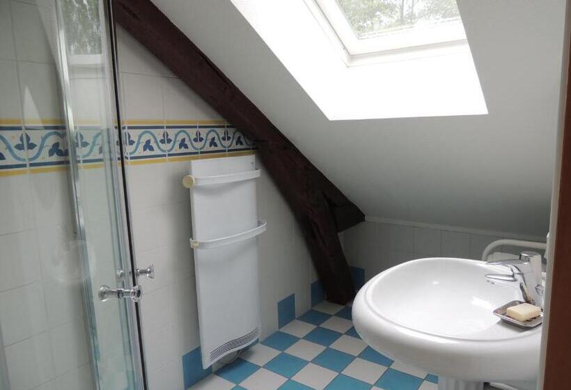 Номер Стандарт, Chambre D Hôtes De Charleval