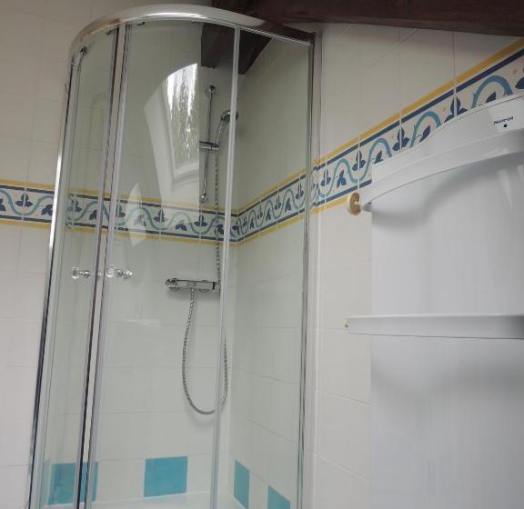 스탠다드 룸, Chambre D Hôtes De Charleval