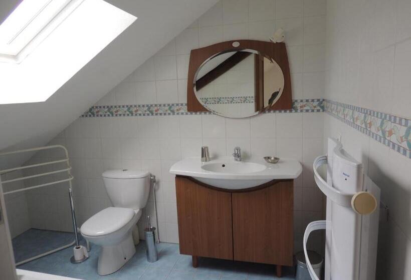 Standard room with outdoor bath, Chambre D Hôtes De Charleval