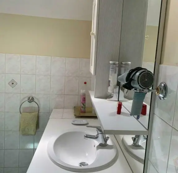 スタンダードルーム, Chambres D  Hotes La Lison