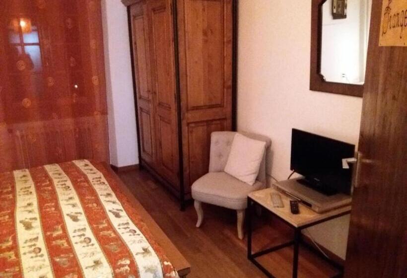 バス共有のスタンダードルーム, Chambres D Hôtes Chez Pierrot Et Flo