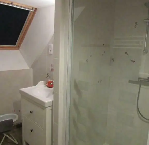 スイート（家族用）, Chambres D Hôtes Les Arondelles