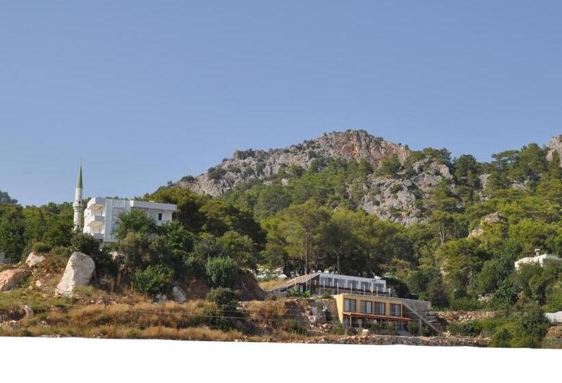 اتاق استاندارد با بالکن و چشم‌انداز دریا, Farmhill