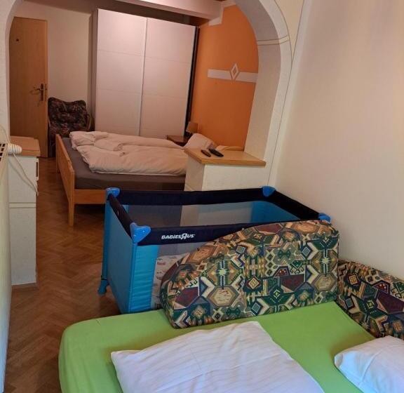 Семейный Номер, Gästehaus Lanthaler