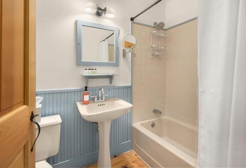 חדר סטנדרט, Inn At Silver Maple Farm