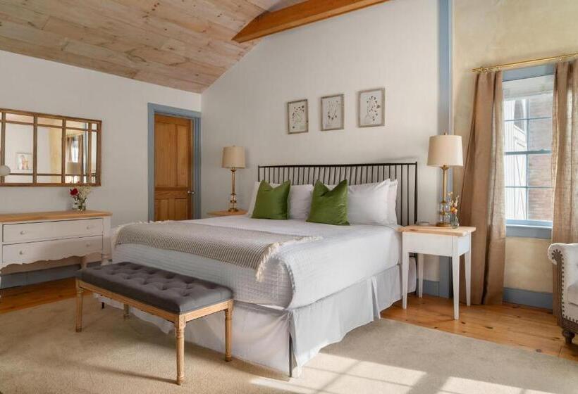 Люкс Кровать Кинг, Inn At Silver Maple Farm