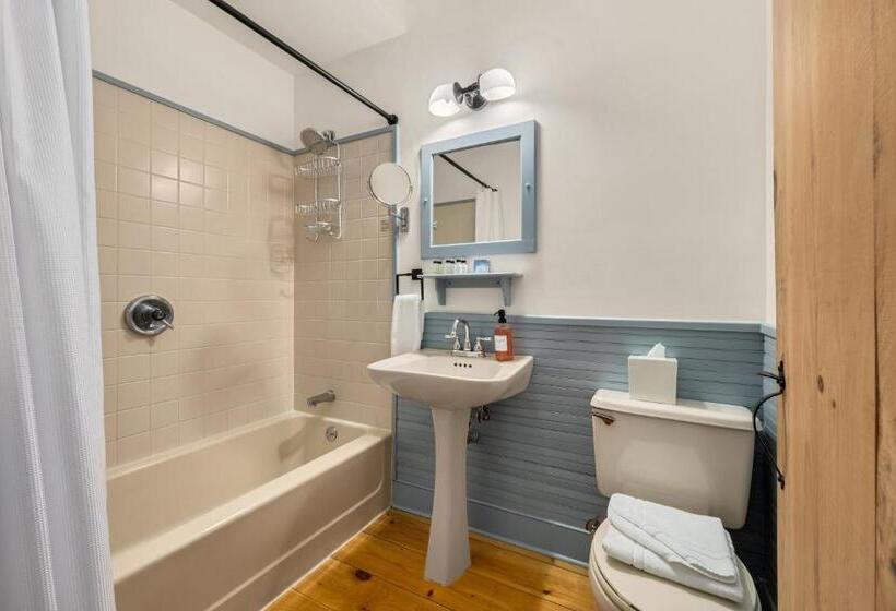 חדר דלוקס, Inn At Silver Maple Farm