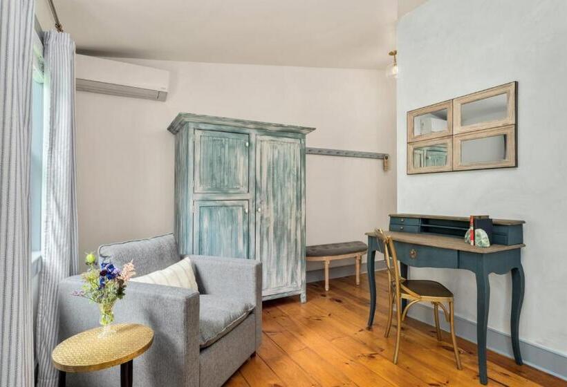 חדר דלוקס, Inn At Silver Maple Farm