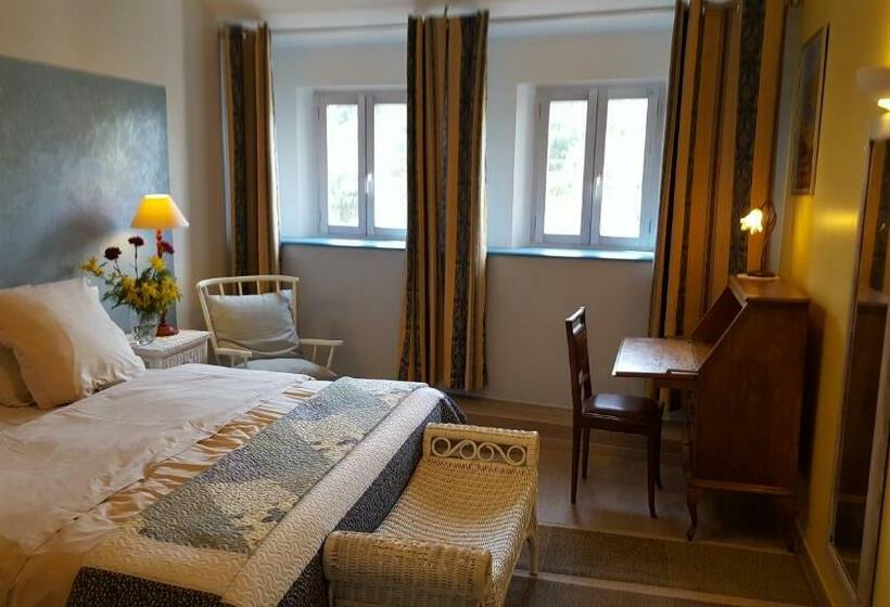 标准三人间, L Oliveraie Des 3 Mas