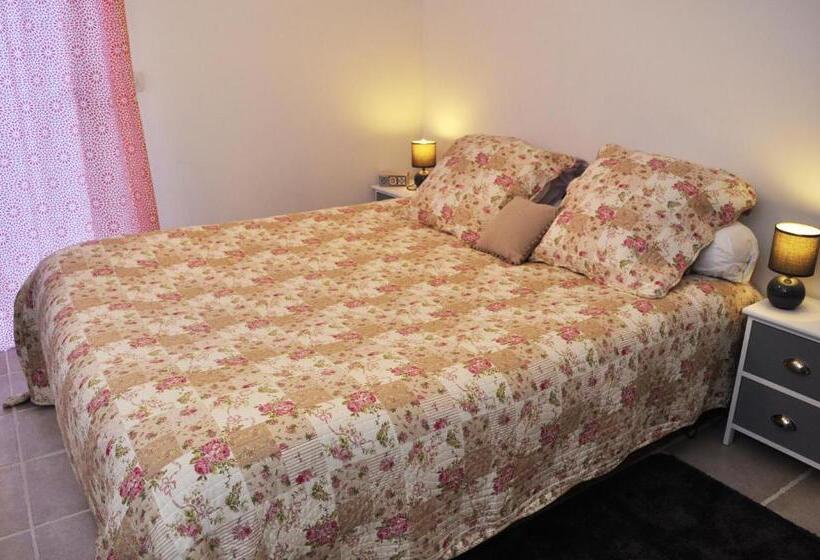 בית, חדר שינה 1, Ty Daou Gwez