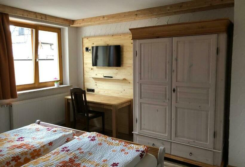 דירת שלושה חדרים, Ferienwohnung & Pension Brückner