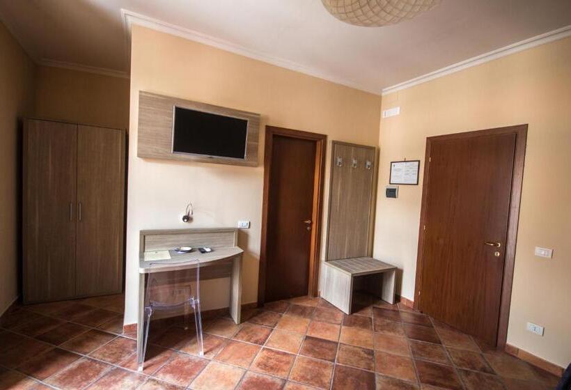 スタンダード４人部屋, Albergo Penza