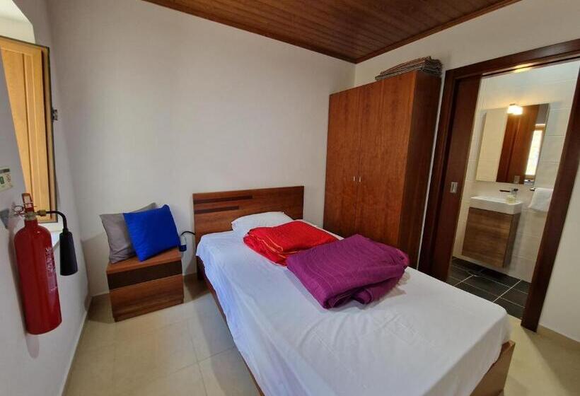 Номер Стандарт Индивидуальный, Cascata Do Varosa