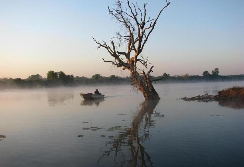 带共用浴室的标准房间, Corroboree Park Tavern