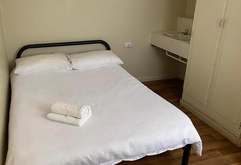 经济房, Corroboree Park Tavern