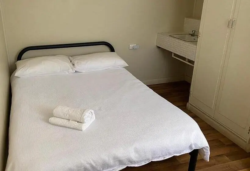 エコノミールーム, Corroboree Park Tavern