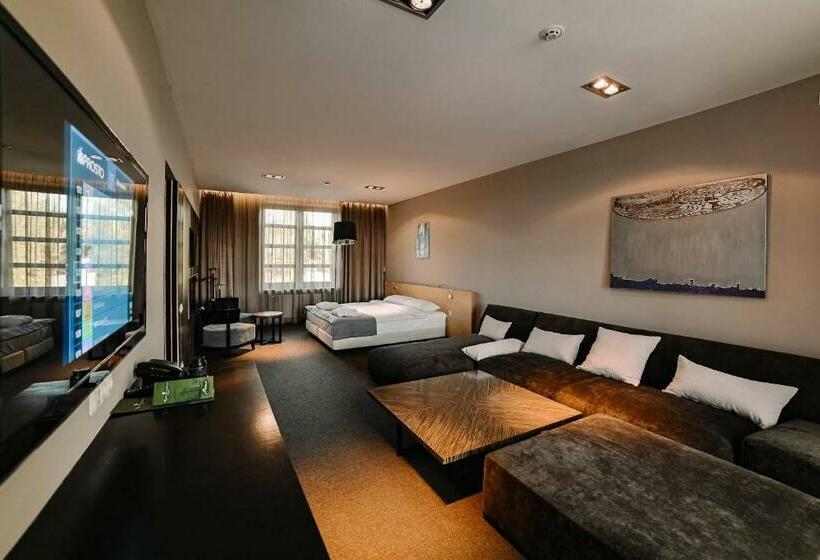 컴포트 스위트, Park Hotel Switzerland