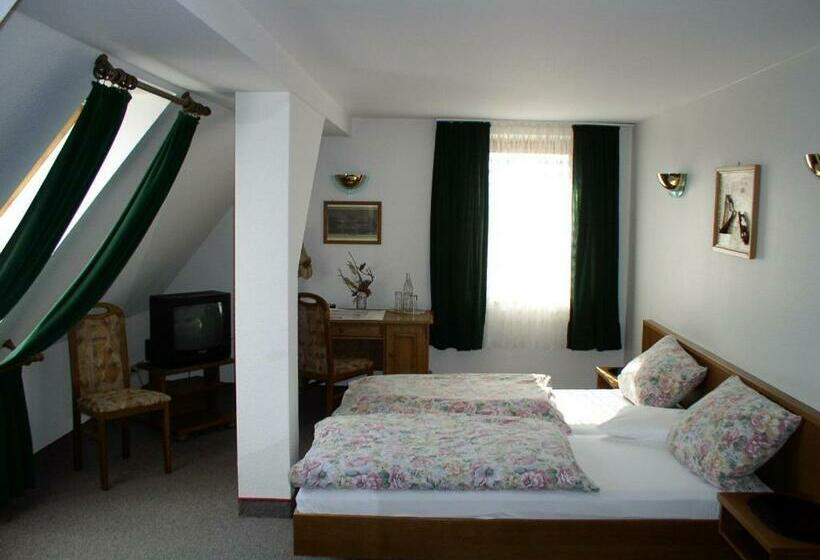 Номер Стандарт Трехместный, Landhaus Hohenroda