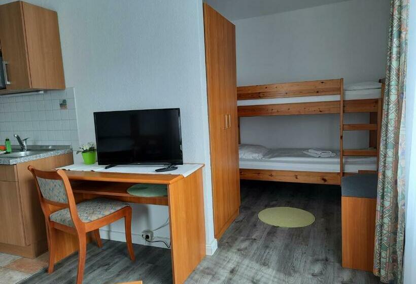 Семейный Номер, Pension Landidylle