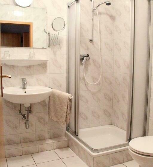 ファミリールーム, Pension Landidylle