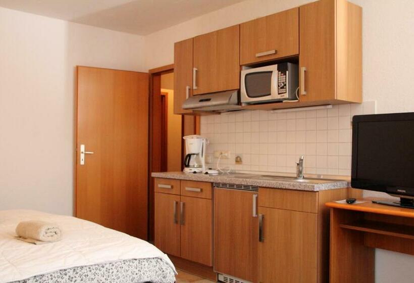 ファミリールーム, Pension Landidylle