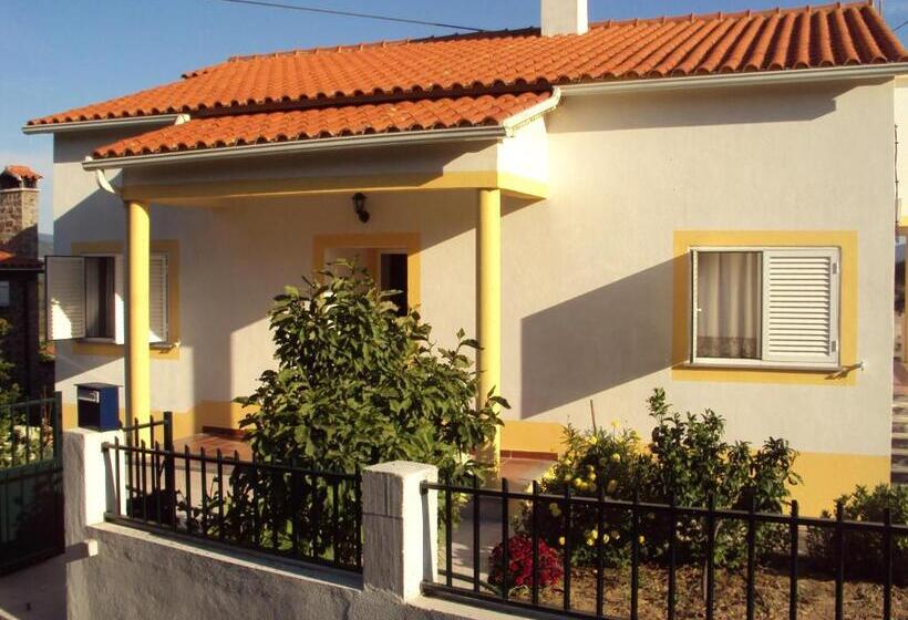 3间卧室的房子, O Miradouro