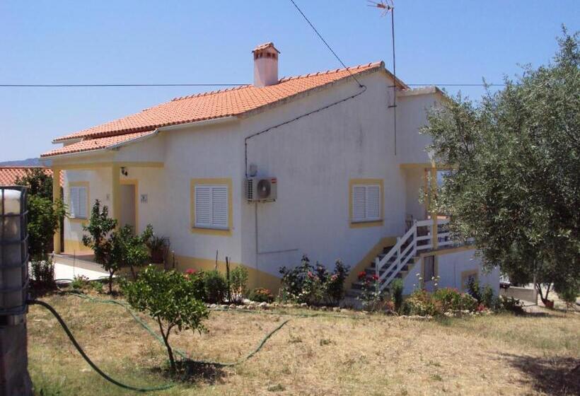 三人经典房间, O Miradouro