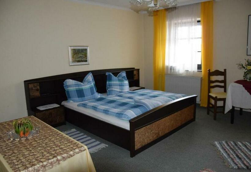 标准单人间, Rohrbacher Hof