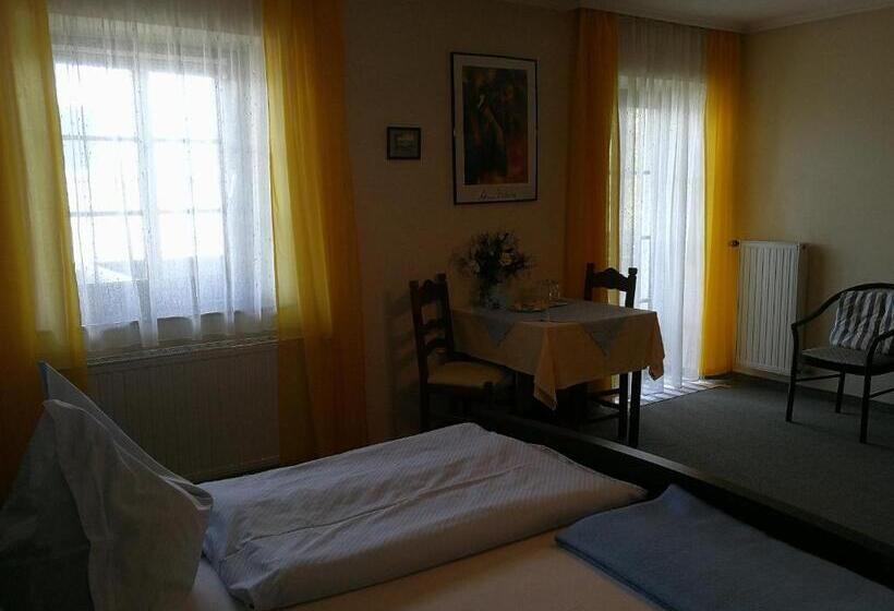 标准单人间, Rohrbacher Hof