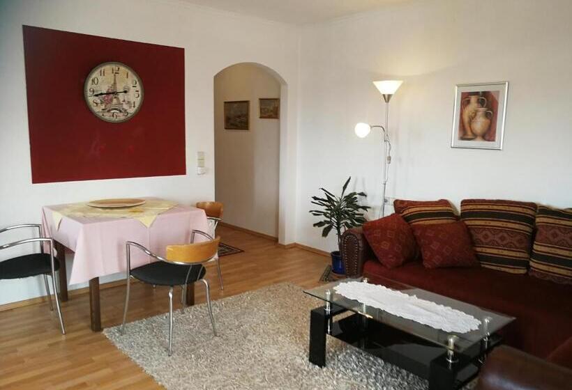 标准单人间, Rohrbacher Hof