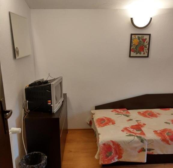 Номер Стандарт Совместная Ванная, Vitanova Guest House