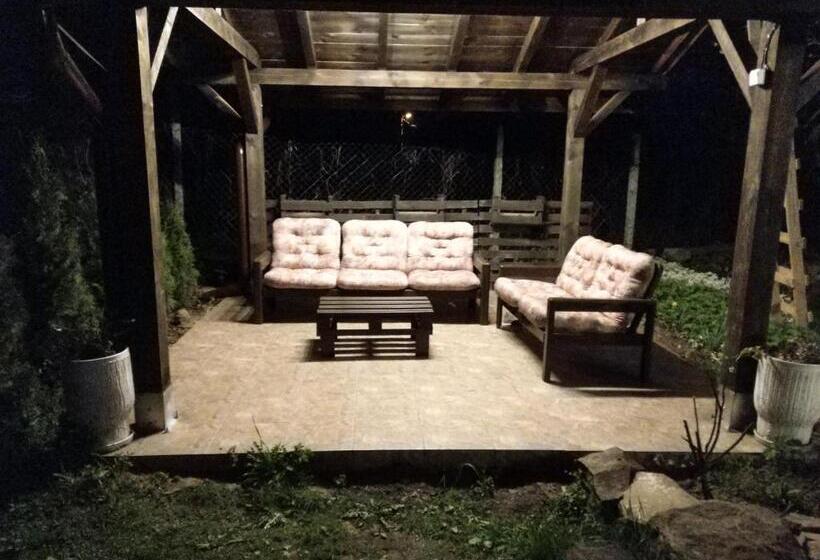 Дом 1 Спальня, Vitanova Guest House