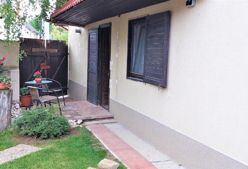 스탠다드 룸, Vörös Macska Vendégház