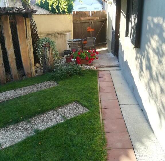 스탠다드 룸, Vörös Macska Vendégház