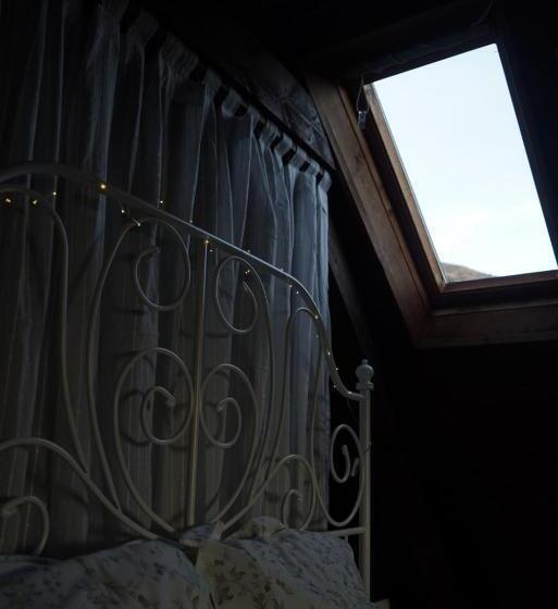 سوییت, Albergue De Liri