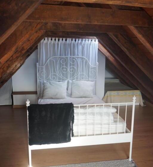 سوییت, Albergue De Liri