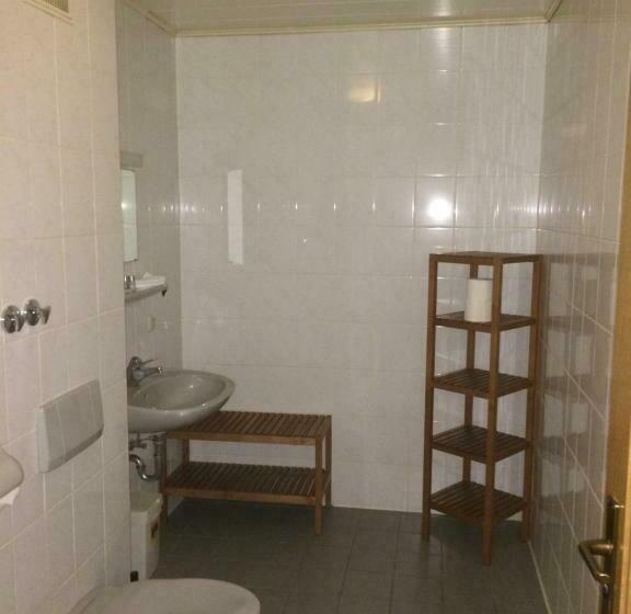 غرفة قياسية رباعية, Landgasthaus Konig