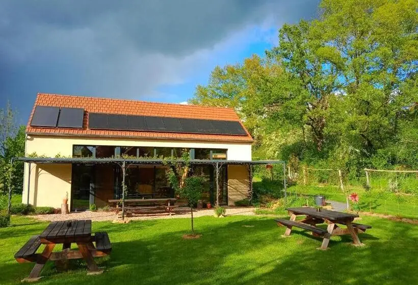 ３ベッドルームハウス, Le Baugyte   Gite De Groupe   14 Lits Simples
